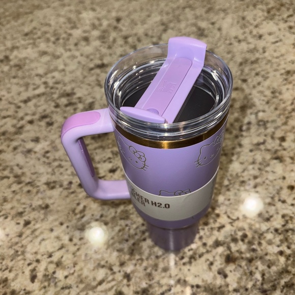 Stanley Lavender Hello Kitty Mug - Picture 3 of 3